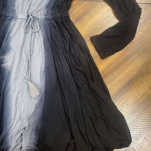 Gypsy 05 Cold Shoulder Dress with tassel tie Black and Grey Small - Picture 5 of 8